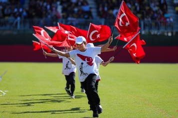 Aliağa, Cumhuriyetin 101. Yılında Atatürk Stadında Buluştu Galeri