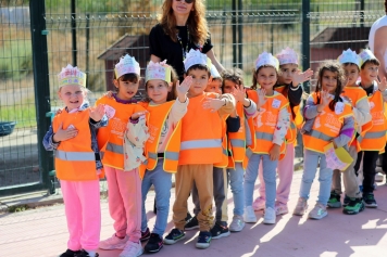 Aliağalı Öğrencilerden Pati Park’a Ziyaret Galeri