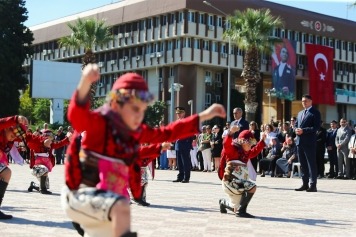 Aliağa’nın Kurtuluşunun 102.Yılı Kutlu Olsun Galeri