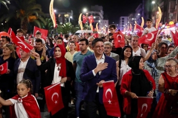 Büyük Zaferin 100.Yılı Aliağa’da Coşkuyla Kutlandı Galeri