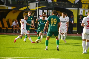 Aliağaspor FK 1 Puanla Başladı  Galeri