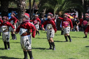 Aliağa’da Balık Sezonu Balık Ekmek Şenliği İle Kutlandı Galeri