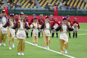 Aliağa’da Coşkulu 19 Mayıs Kutlaması Galeri