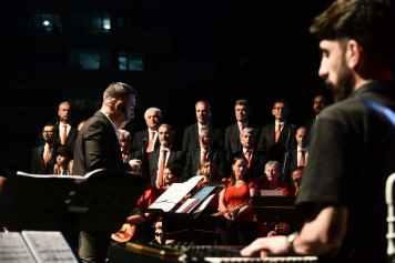 ASEV THM Korosu’ndan ‘Beyaz Perdede Türküler’ Konseri Galeri