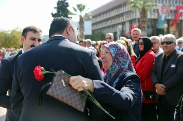 Aliağa’da Cumhuriyetin 100.Yıl Kutlamaları Başladı Galeri