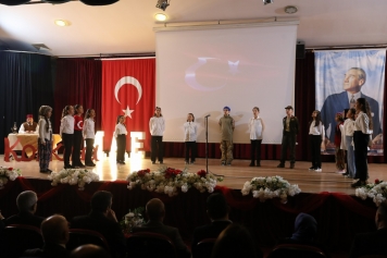 İstiklal Marşı’nın Kabulünün 104. Yıl Dönümü Aliağa’da Kutlandı  Galeri