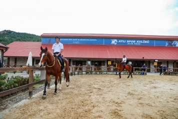 Alia Atlı Spor Kulübü Binicilik Eğitimlerine Başlıyor Galeri