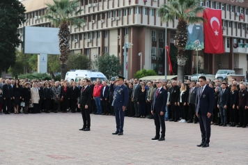 Büyük Önderimizi Saygı ve Özlemle Anıyoruz Galeri