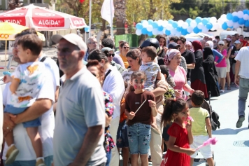 Aliağa’da Balık Sezonu Balık Ekmek Şenliği İle Kutlandı Galeri