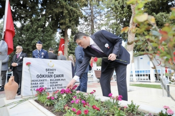 Aliağa’da Çanakkale Deniz Zaferi'nin 110. Yıl Dönümü Kutlandı Galeri