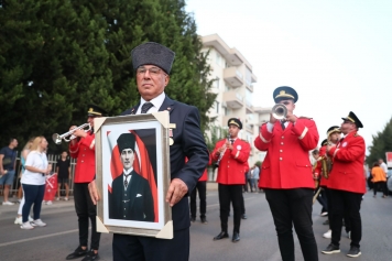 Büyük Zafer’in 101. Yaşı Aliağa’da Coşkuyla Kutlandı Galeri