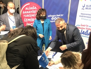 Kariyer Fuarında Aliağa Belediyesi’ne Yoğun İlgi Galeri