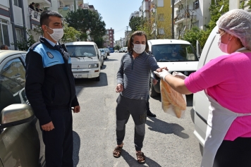 Tüm Mahallelerde Ekmek Satışı Yapılıyor Galeri