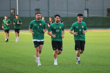 Aliağaspor FK, Yeni Sezon Hazırlıklarına Başladı Galeri