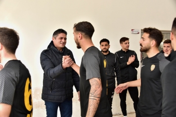 Aliağaspor FK Deplasmanda Farklı Kazandı Galeri